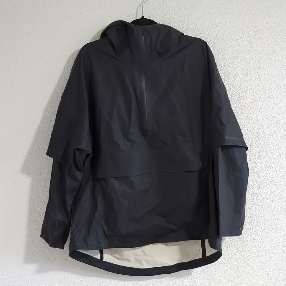 Lululemon Black Anorak Pullover Jacket - Size Medium/Large